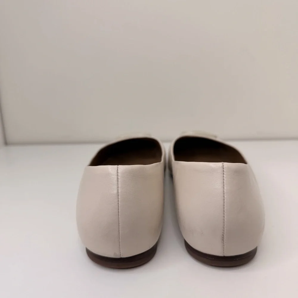 Tory BurchGeorgia Square Toe Ballet Flat in Cream Size 9C preppy logo new money